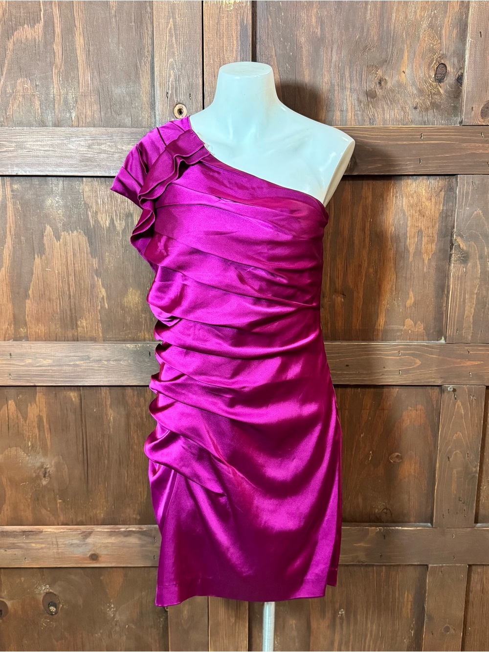 Express One-Shoulder Satin Dress in Fuchsia